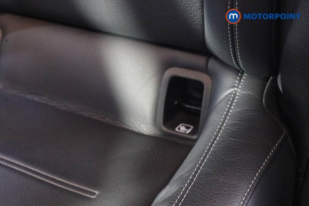 Mercedes-Benz CLA Amg Line Automatic Petrol Coupe - Stock Number (1617109) - 22nd supplementary image