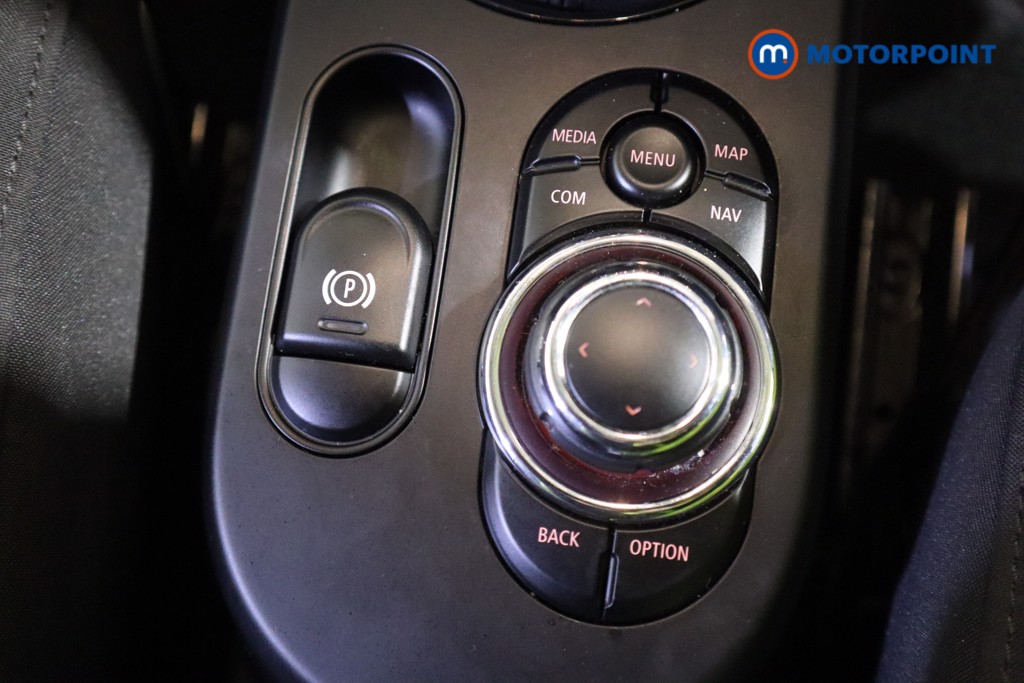 Mini Hatchback Cooper S Level 1 Automatic Electric Hatchback - Stock Number (1617609) - 21st supplementary image