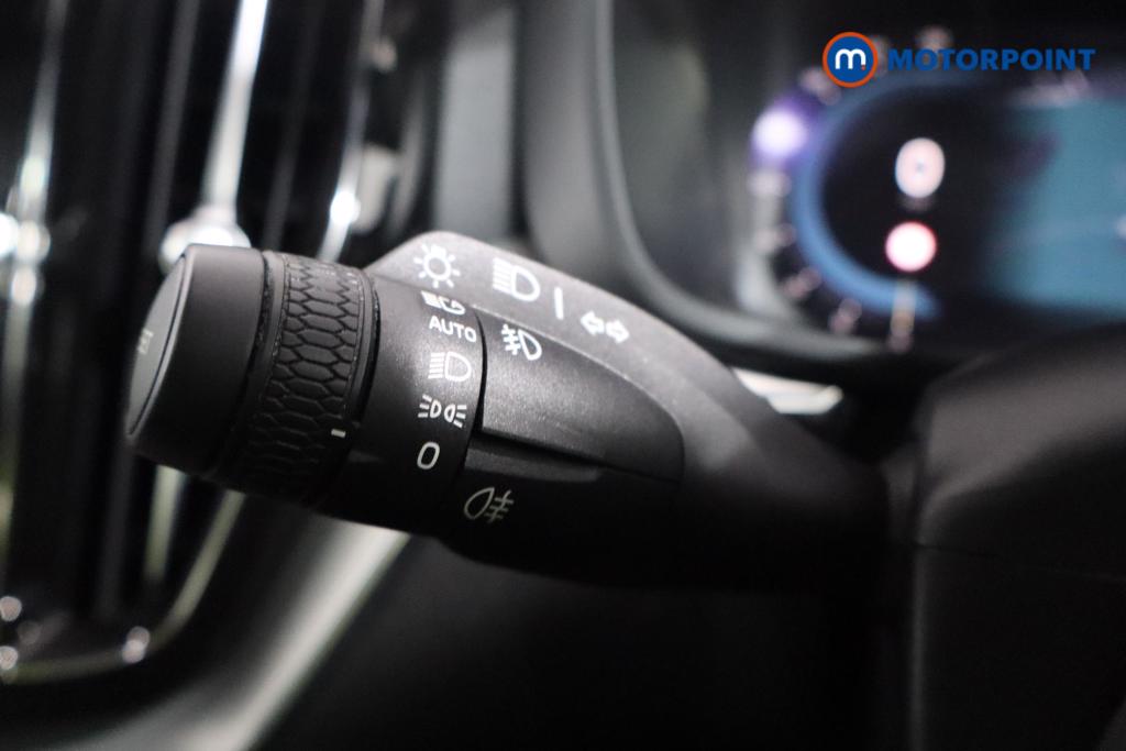 Volvo Xc60 Plus Automatic Petrol Plug-In Hybrid SUV - Stock Number (1617652) - 8th supplementary image