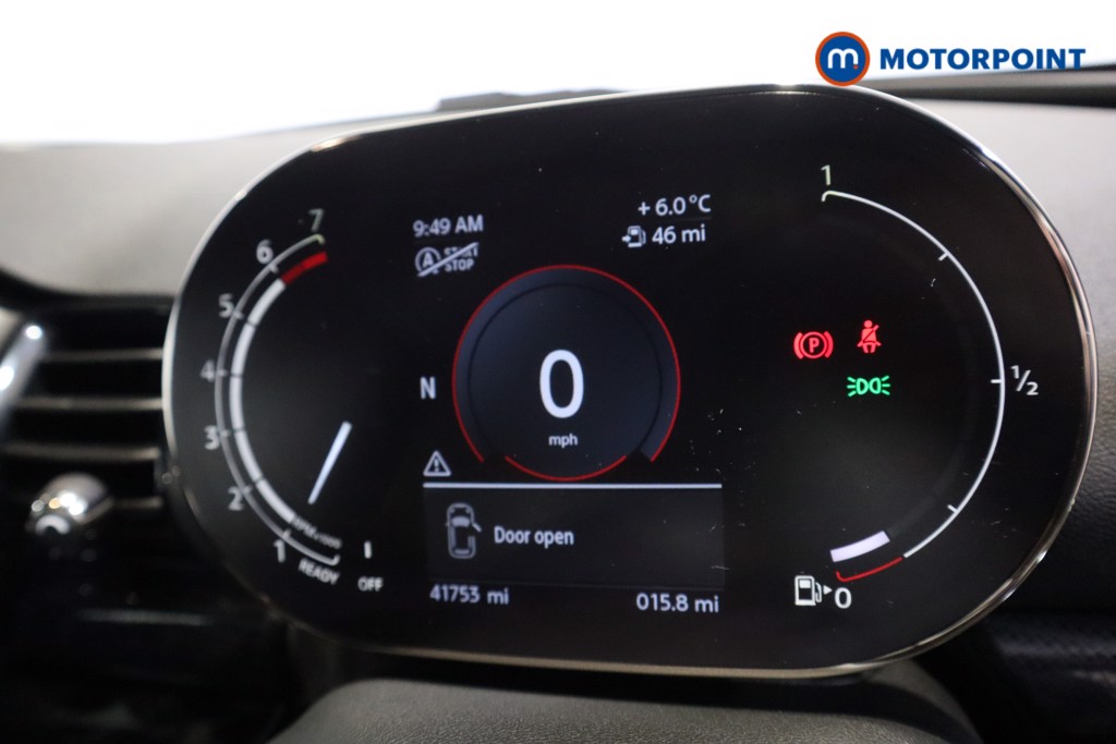 Mini Clubman Cooper Sport Manual Petrol Estate - Stock Number (1617855) - 4th supplementary image