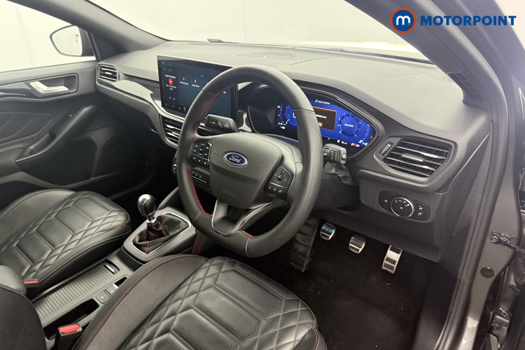 Ford Focus St-Line X Edition Manual Petrol Hatchback - Stock Number (1618394) - 4th supplementary image
