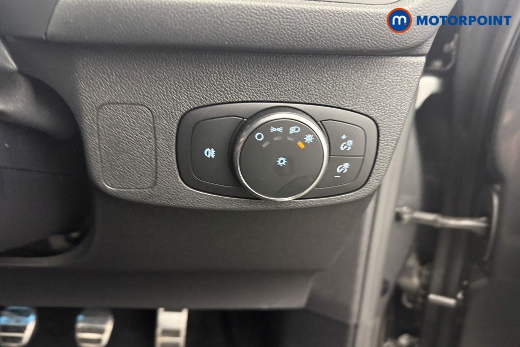 Ford Focus St-Line X Edition Manual Petrol Hatchback - Stock Number (1618394) - 14th supplementary image