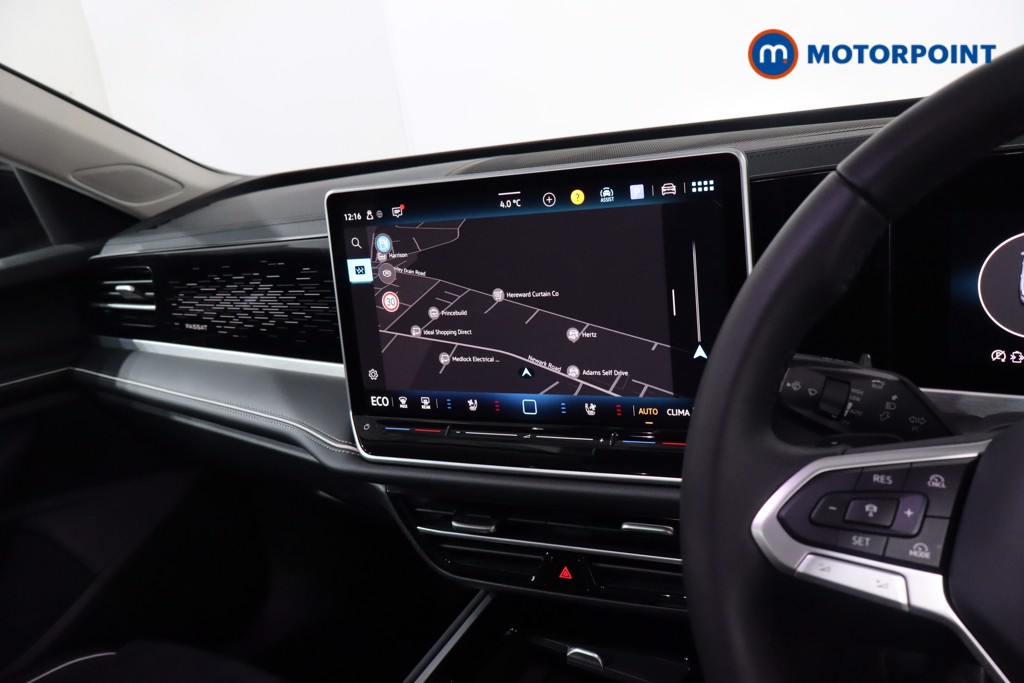 Volkswagen Passat Elegance Automatic Petrol Plug-In Hybrid Estate - Stock Number (1618590) - 21st supplementary image