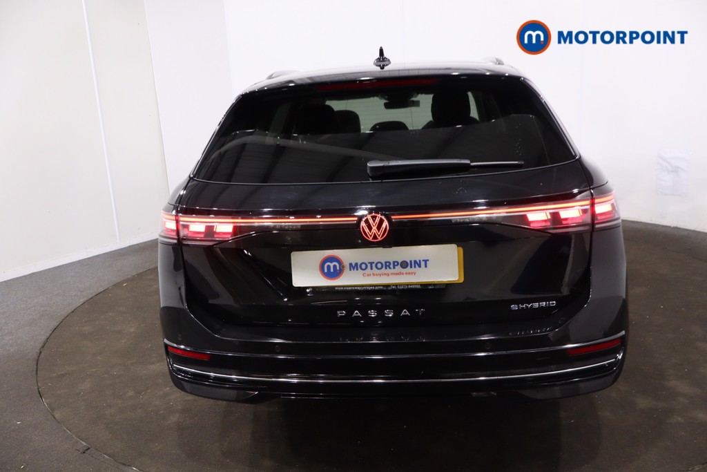 Volkswagen Passat Elegance Automatic Petrol Plug-In Hybrid Estate - Stock Number (1618590) - 38th supplementary image