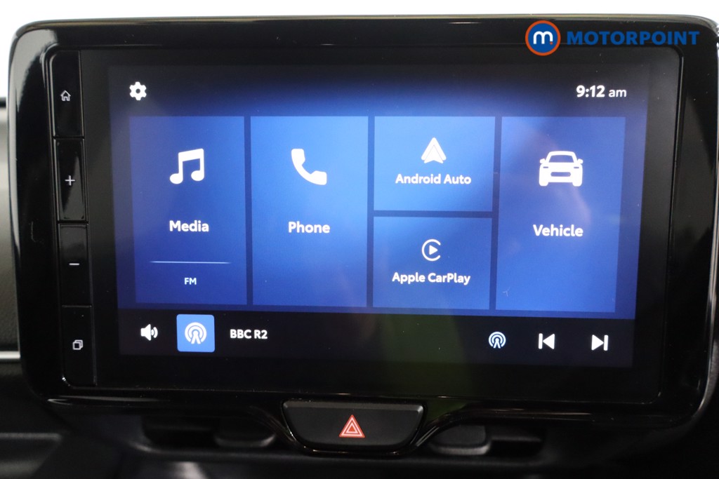 Toyota Yaris Design Automatic Petrol-Electric Hybrid Hatchback - Stock Number (1618616) - 4th supplementary image