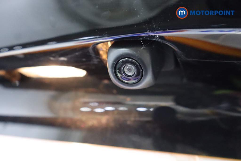 Toyota Yaris Design Automatic Petrol-Electric Hybrid Hatchback - Stock Number (1618616) - 19th supplementary image