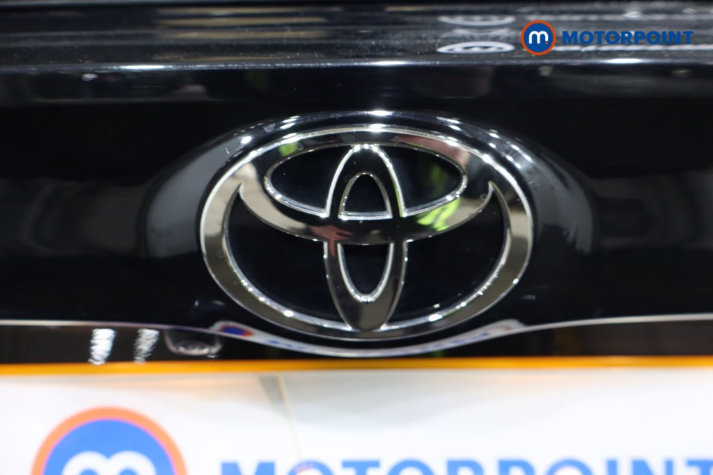 Toyota Yaris Design Automatic Petrol-Electric Hybrid Hatchback - Stock Number (1618616) - 28th supplementary image