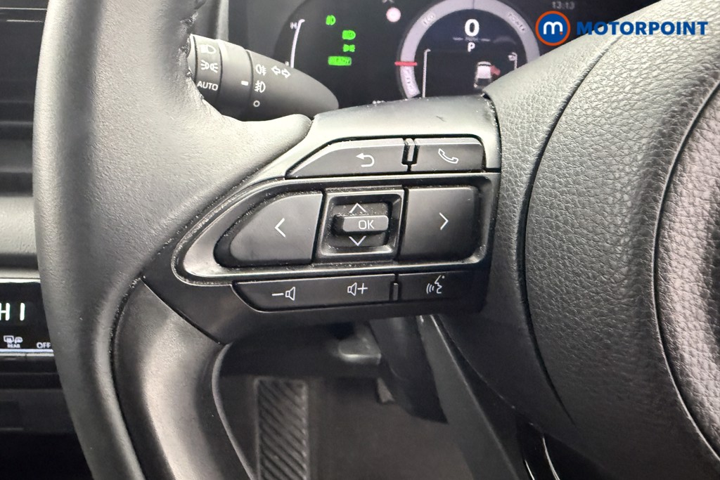 Toyota Yaris Design Automatic Petrol-Electric Hybrid Hatchback - Stock Number (1618627) - 10th supplementary image