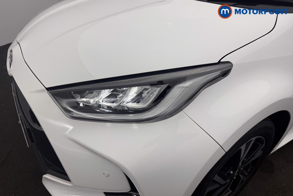 Toyota Yaris Design Automatic Petrol-Electric Hybrid Hatchback - Stock Number (1618627) - 23rd supplementary image