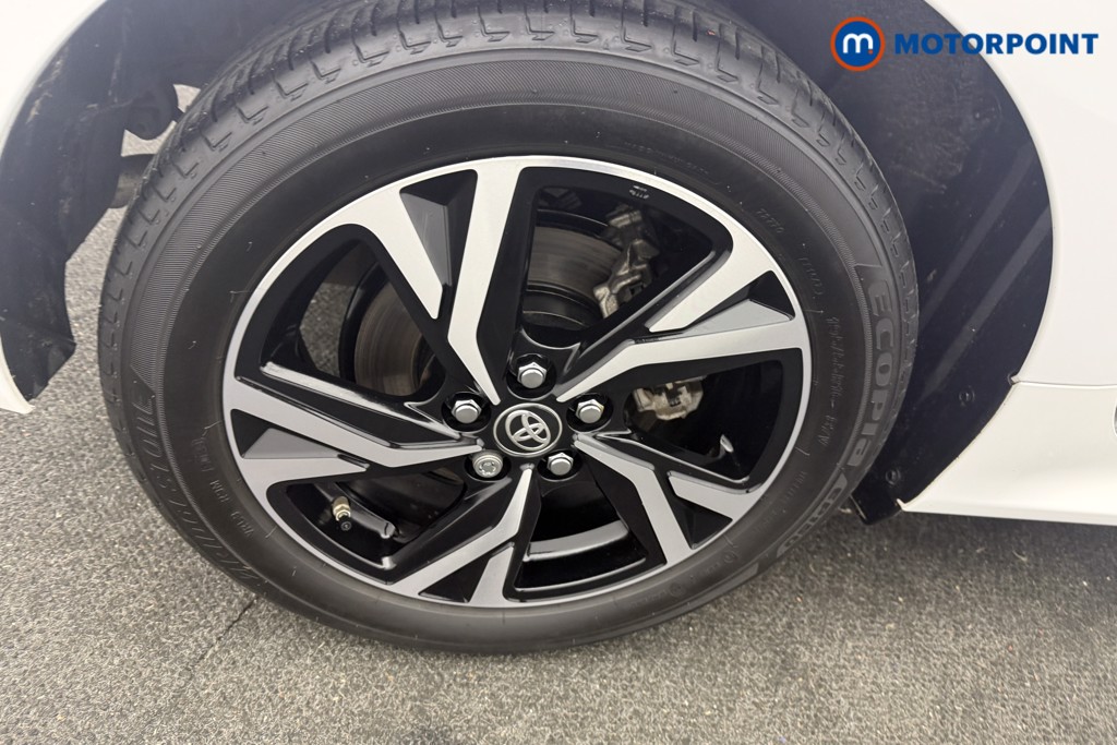 Toyota Yaris Design Automatic Petrol-Electric Hybrid Hatchback - Stock Number (1618627) - 27th supplementary image