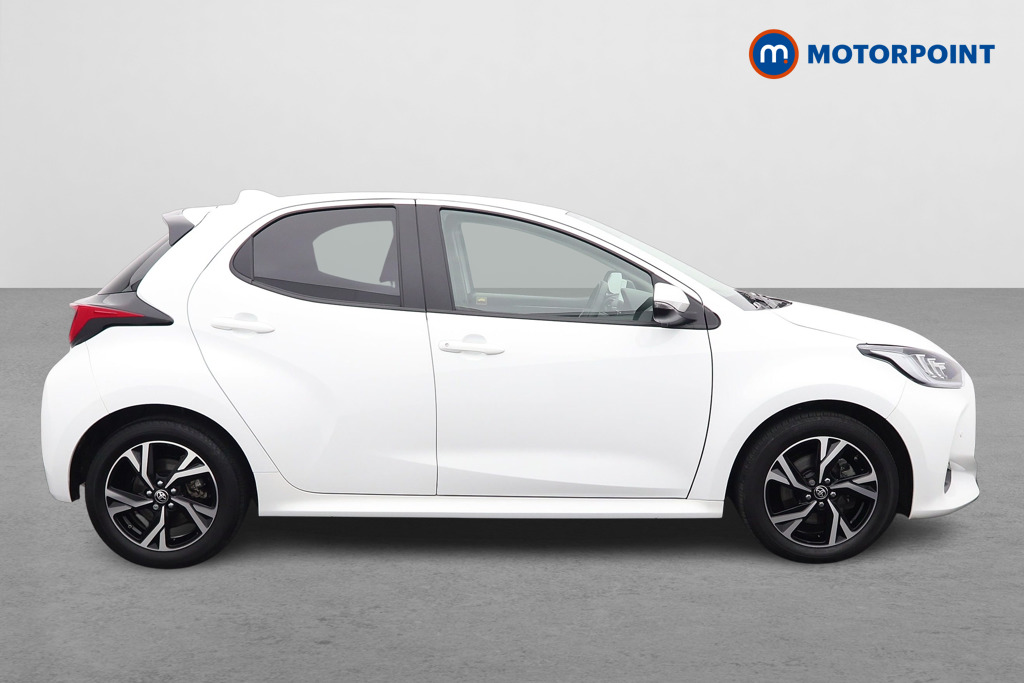 Toyota Yaris Design Automatic Petrol-Electric Hybrid Hatchback - Stock Number (1618627) - Drivers side