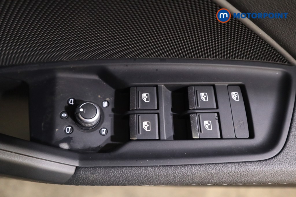 Audi A3 S Line Manual Petrol Hatchback - Stock Number (1618655) - 19th supplementary image