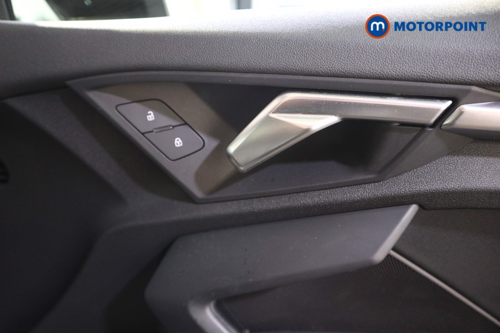 Audi A3 S Line Manual Petrol Hatchback - Stock Number (1618655) - 20th supplementary image
