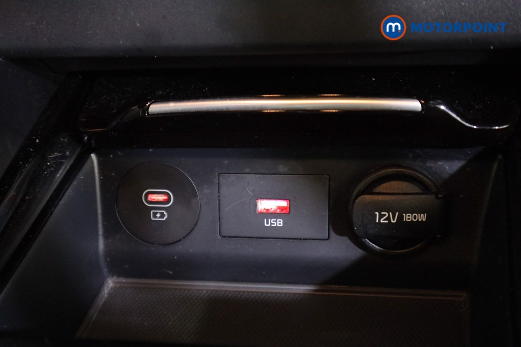 KIA Xceed Gt-Line Manual Petrol Hatchback - Stock Number (1618820) - 9th supplementary image