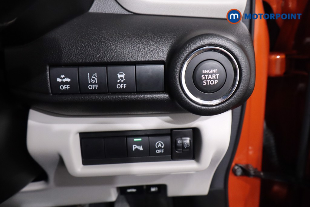 Suzuki Swift Motion Automatic Petrol Hatchback - Stock Number (1618906) - 16th supplementary image