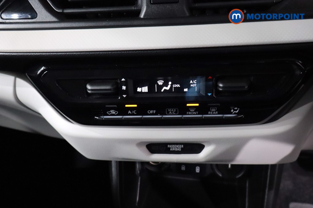 Suzuki Swift Motion Automatic Petrol Hatchback - Stock Number (1619127) - 18th supplementary image