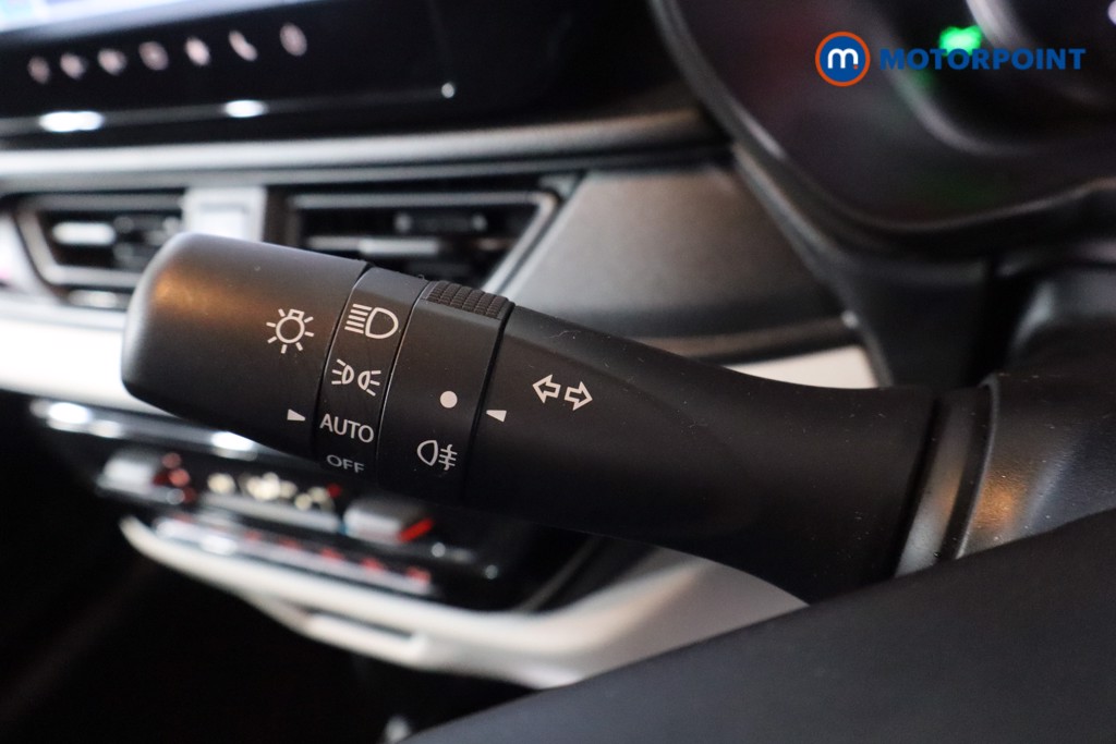 Suzuki Swift Motion Automatic Petrol Hatchback - Stock Number (1619131) - 14th supplementary image