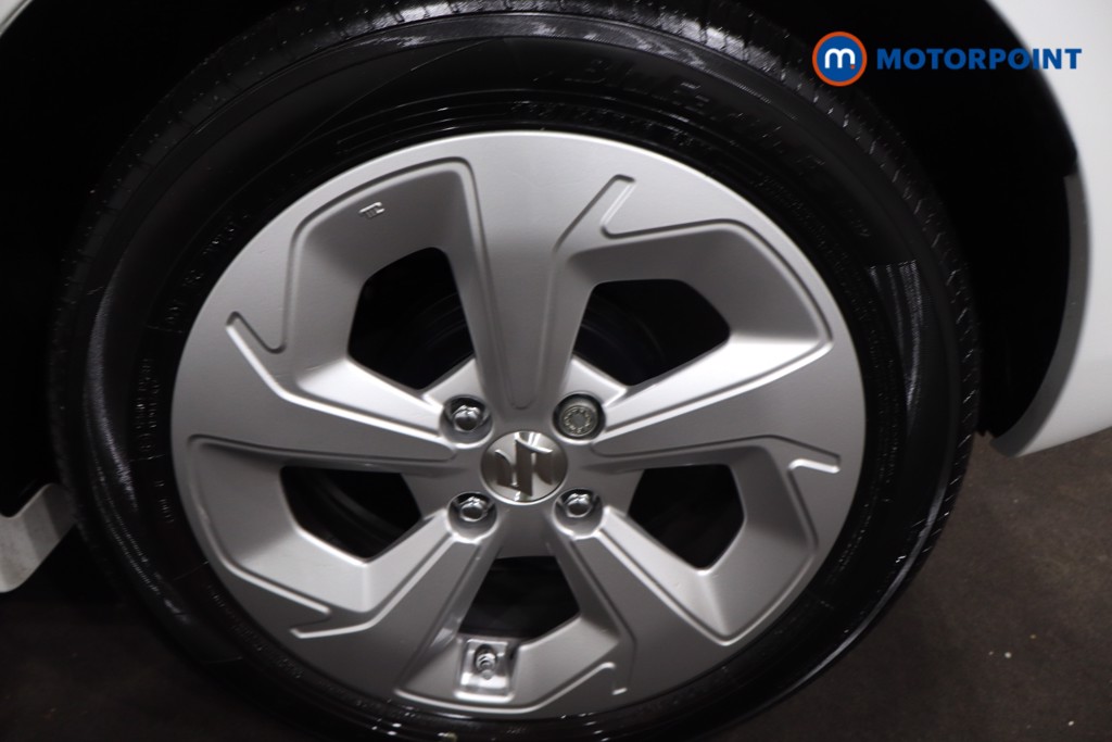 Suzuki Swift Motion Automatic Petrol Hatchback - Stock Number (1619203) - 12th supplementary image