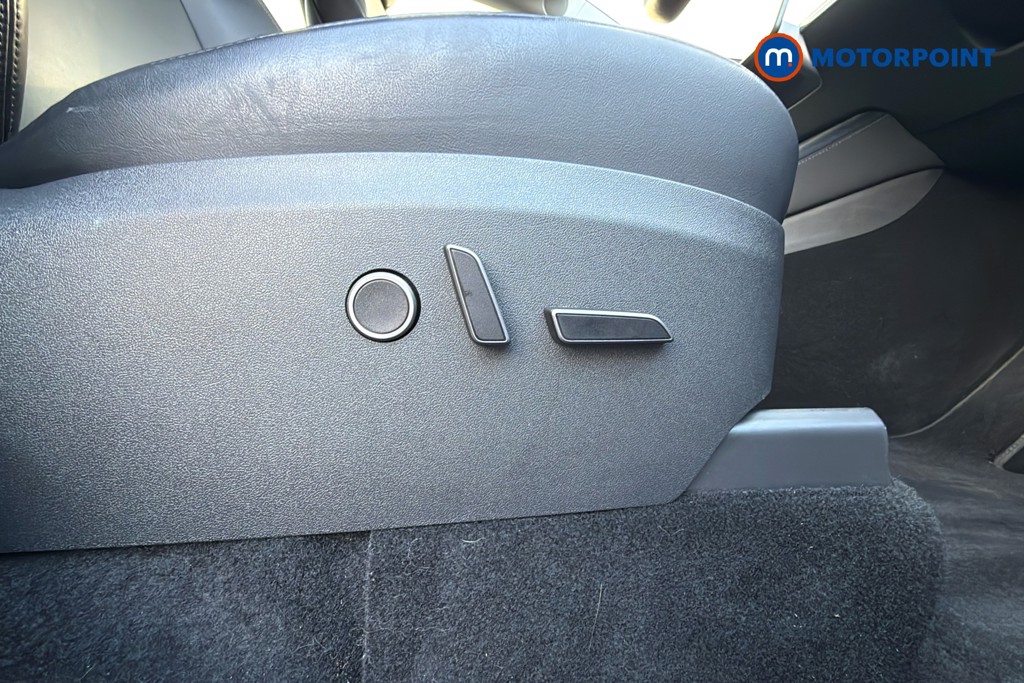 Tesla Model Y Long Range Automatic Electric SUV - Stock Number (1596892) - 25th supplementary image