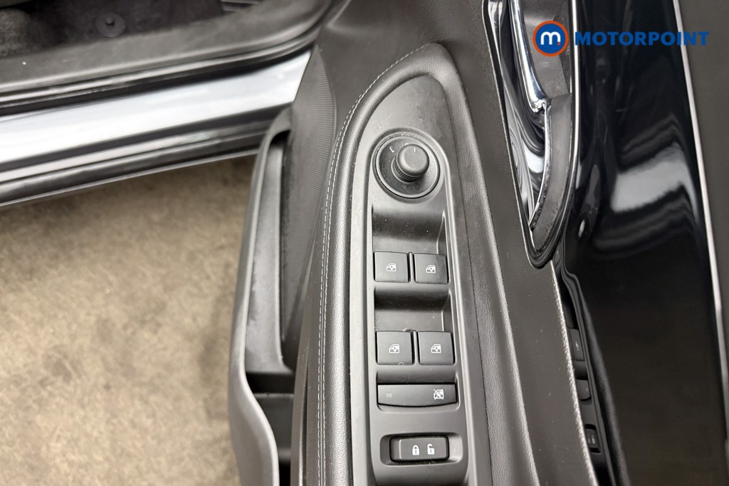 Vauxhall Mokka X Griffin Plus Manual Petrol SUV - Stock Number (1602516) - 14th supplementary image