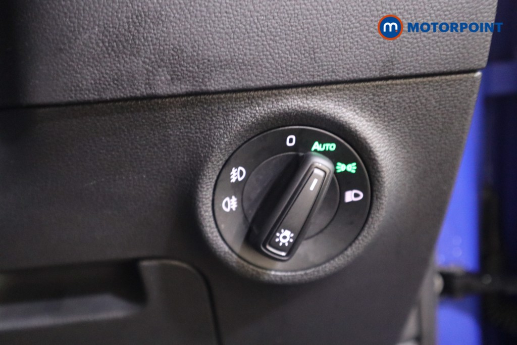 Skoda Karoq Se Technology Manual Petrol SUV - Stock Number (1604982) - 11th supplementary image