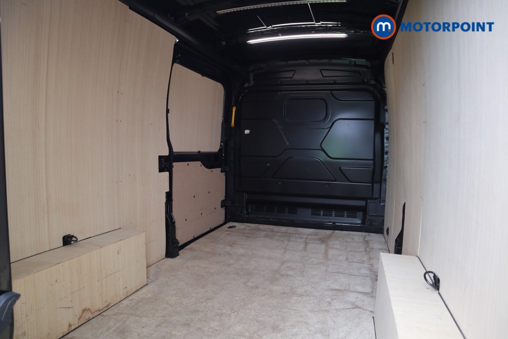 Ford Transit Limited Automatic Diesel Medium Roof Van - Stock Number (1607440) - 16th supplementary image