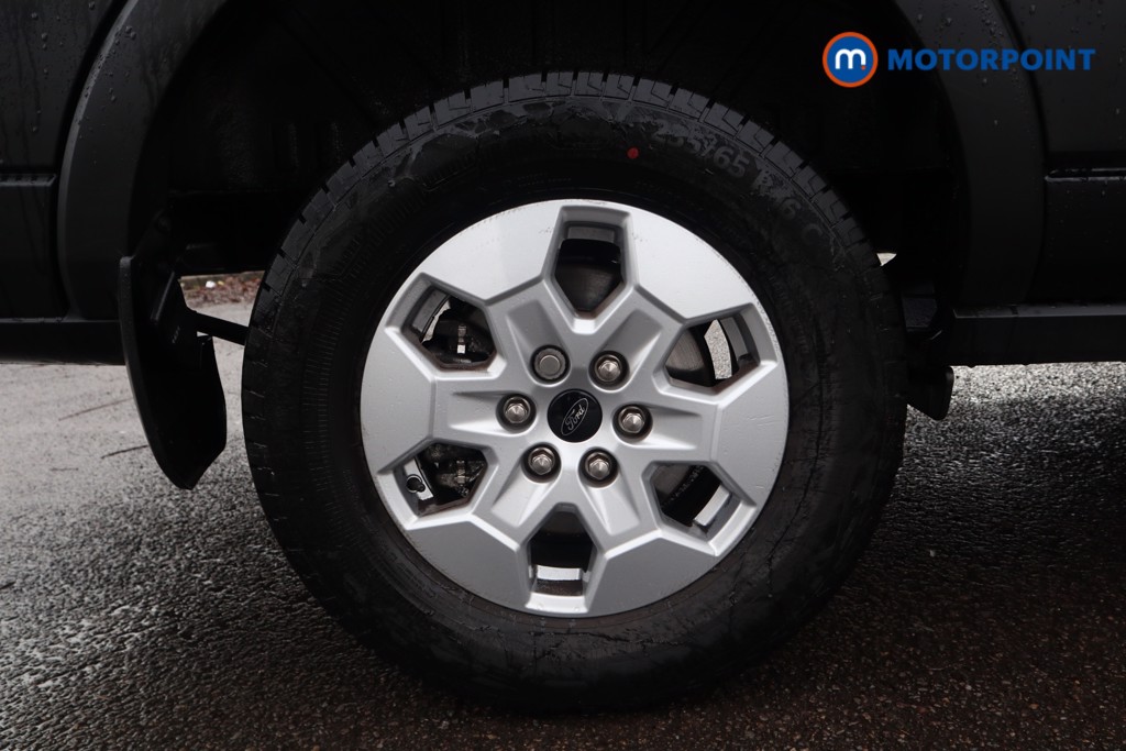 Ford Transit Limited Automatic Diesel Medium Roof Van - Stock Number (1607440) - 20th supplementary image