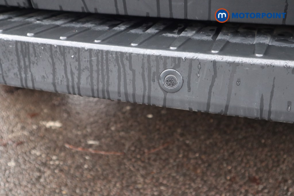 Ford Transit Limited Automatic Diesel Medium Roof Van - Stock Number (1607440) - 30th supplementary image