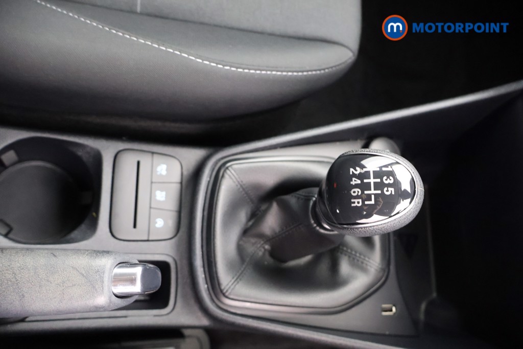 Ford Fiesta Trend Manual Petrol Hatchback - Stock Number (1607703) - 9th supplementary image