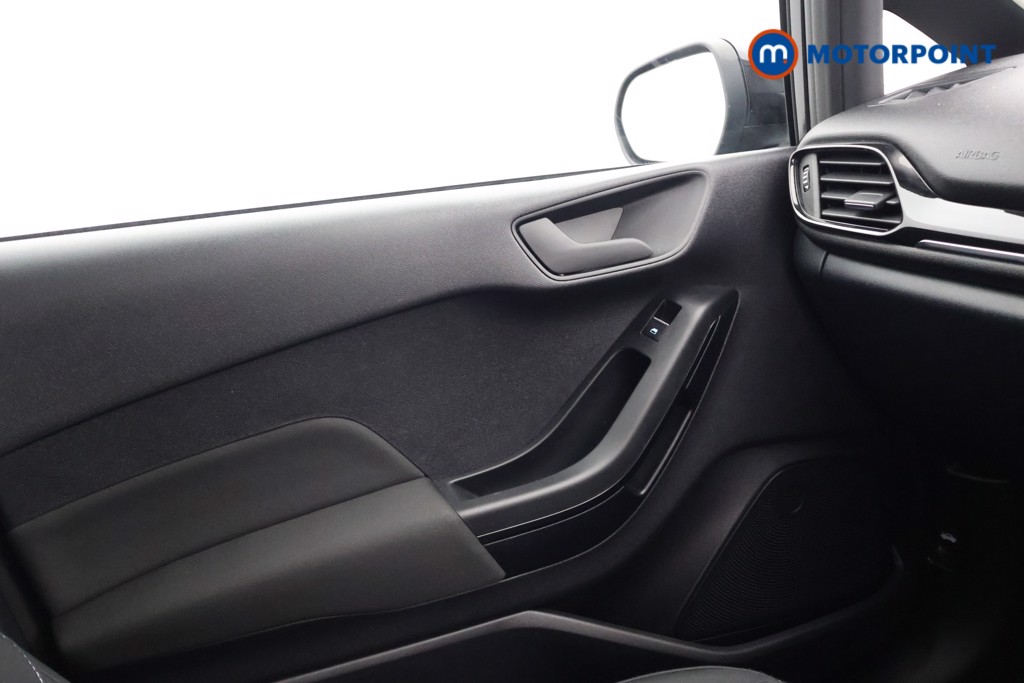 Ford Fiesta Trend Manual Petrol Hatchback - Stock Number (1607703) - 11th supplementary image