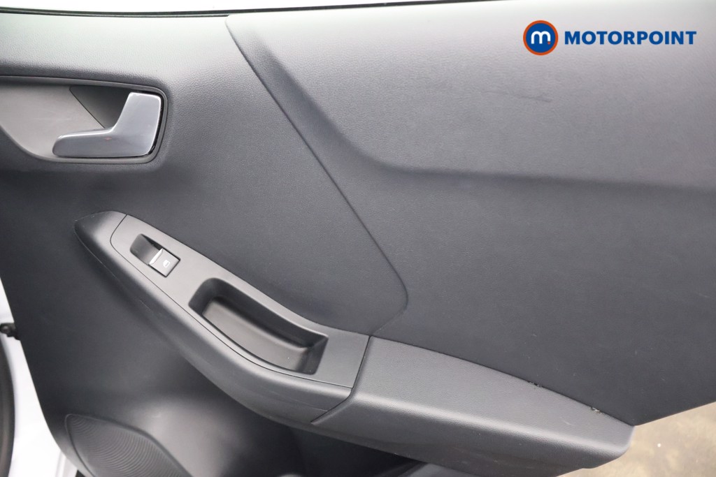 Ford Puma St-Line Manual Petrol SUV - Stock Number (1607712) - 17th supplementary image