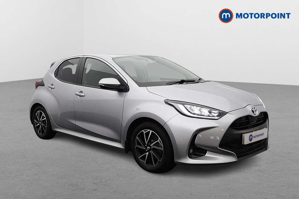 Toyota Yaris Design Automatic Petrol-Electric Hybrid Hatchback - Stock Number (1607803) - Drivers side front corner