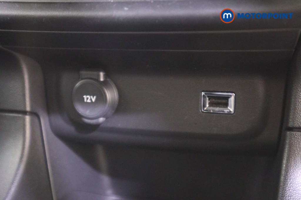 Citroen C3 Plus Manual Petrol Hatchback - Stock Number (1608685) - 7th supplementary image