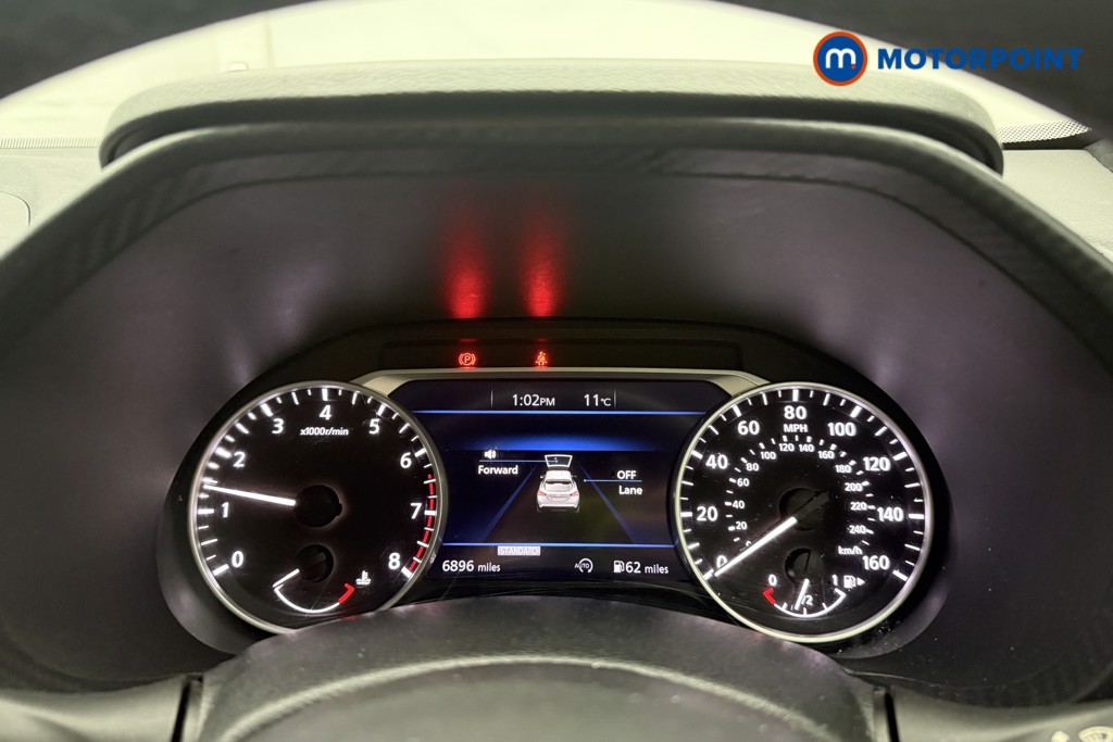 Nissan Juke N-Connecta Manual Petrol SUV - Stock Number (1608851) - 9th supplementary image