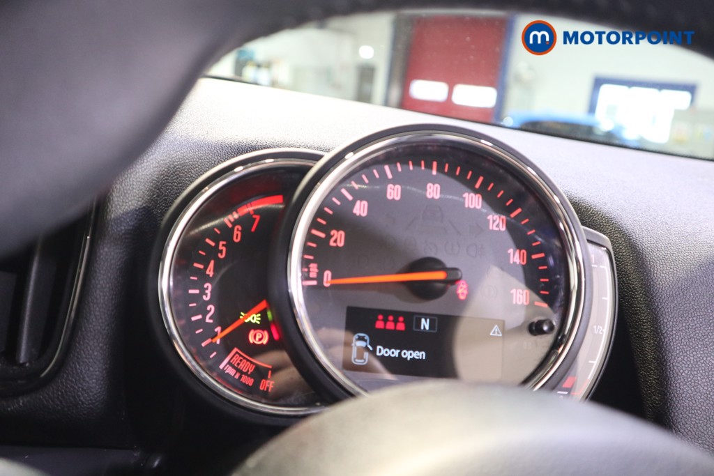 Mini Countryman Cooper Classic Manual Petrol SUV - Stock Number (1609713) - 4th supplementary image