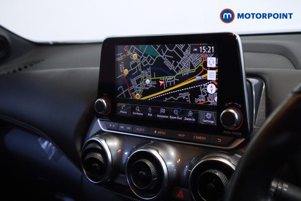 Nissan Juke N-Connecta Manual Petrol SUV - Stock Number (1609827) - 2nd supplementary image