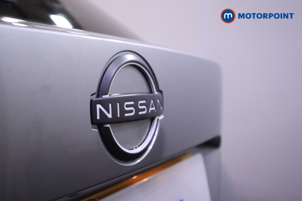 Nissan Juke N-Connecta Manual Petrol SUV - Stock Number (1609827) - 35th supplementary image