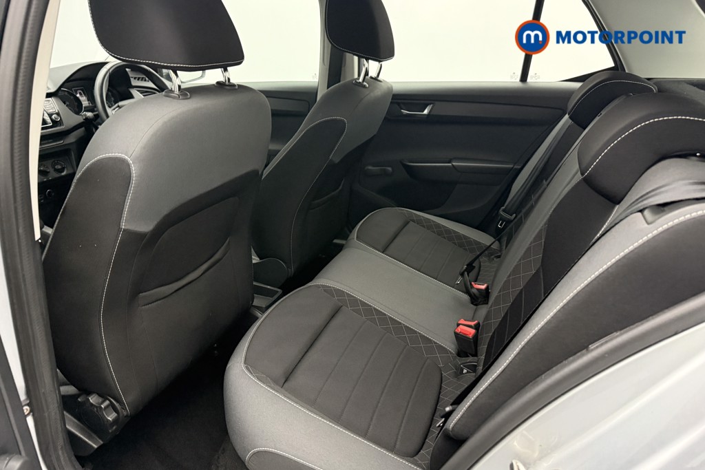 Skoda Fabia SE Manual Petrol Hatchback - Stock Number (1610537) - 4th supplementary image