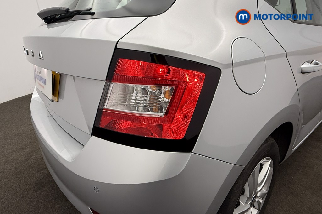 Skoda Fabia SE Manual Petrol Hatchback - Stock Number (1610537) - 16th supplementary image