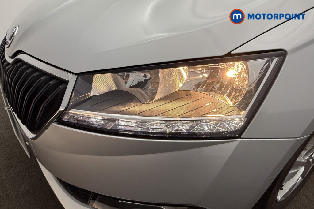 Skoda Fabia SE Manual Petrol Hatchback - Stock Number (1610537) - 19th supplementary image