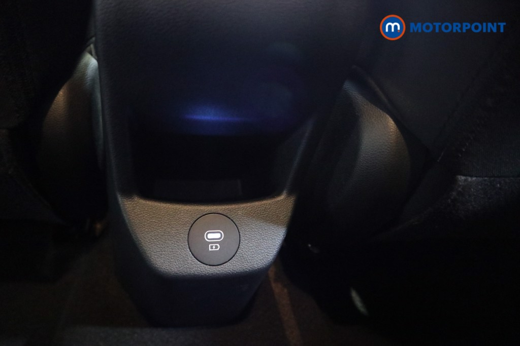 Hyundai I20 Premium Manual Petrol Hatchback - Stock Number (1610719) - 18th supplementary image