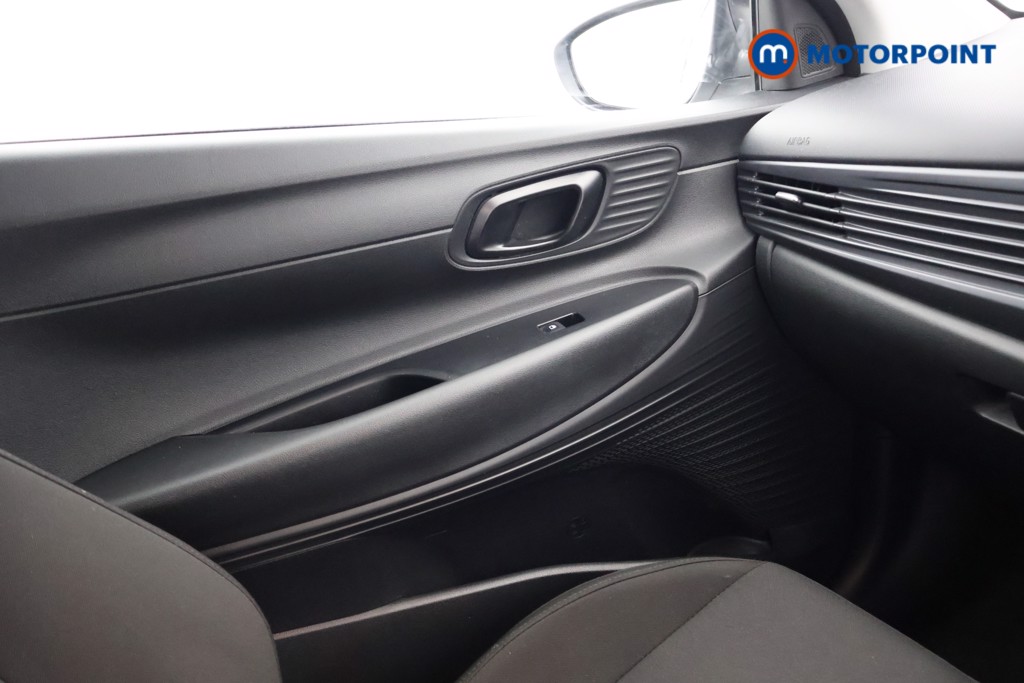 Hyundai I20 Advance Automatic Petrol Hatchback - Stock Number (1610878) - 11th supplementary image