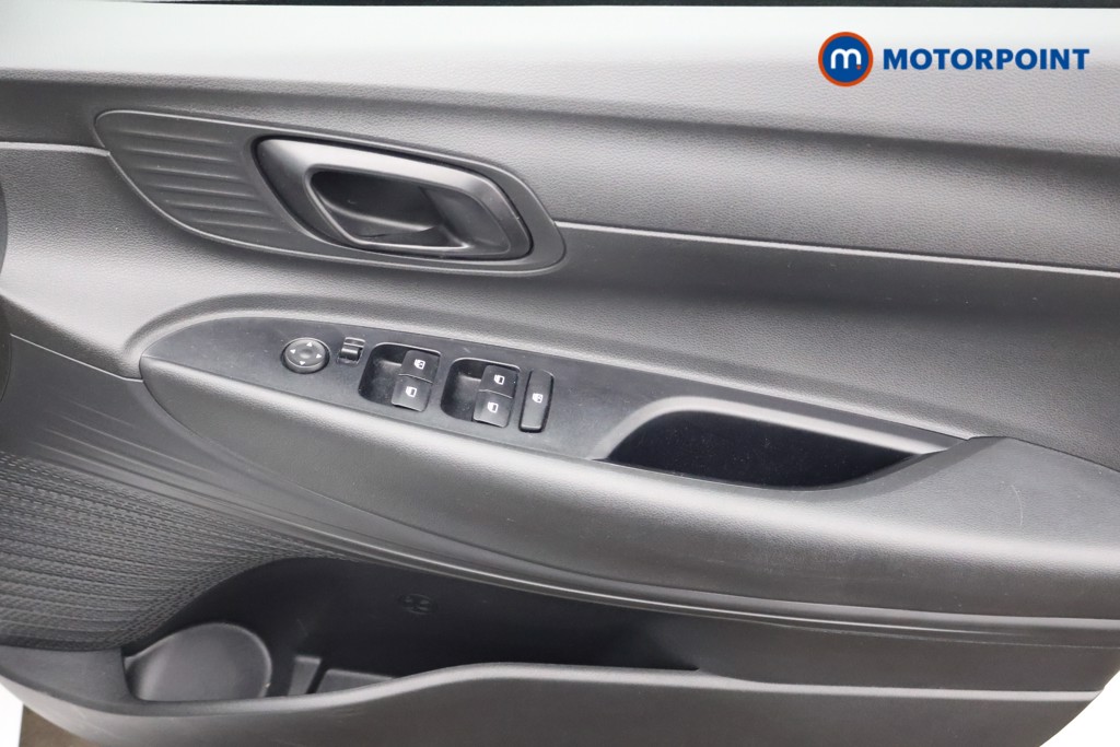 Hyundai I20 Advance Automatic Petrol Hatchback - Stock Number (1610878) - 12th supplementary image