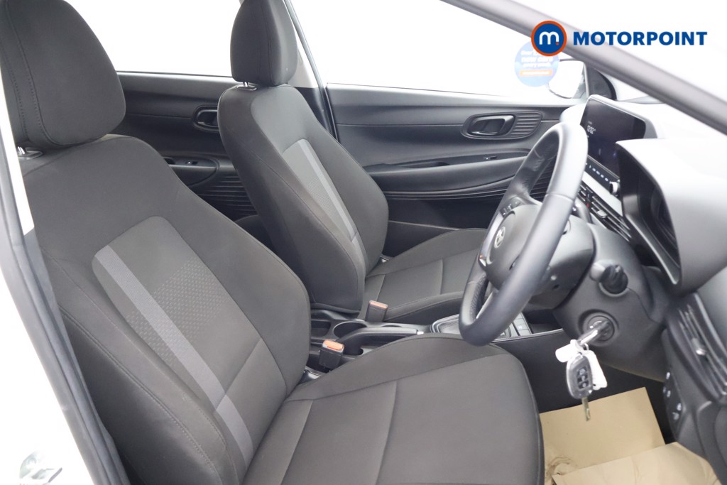 Hyundai I20 Advance Automatic Petrol Hatchback - Stock Number (1610878) - 14th supplementary image