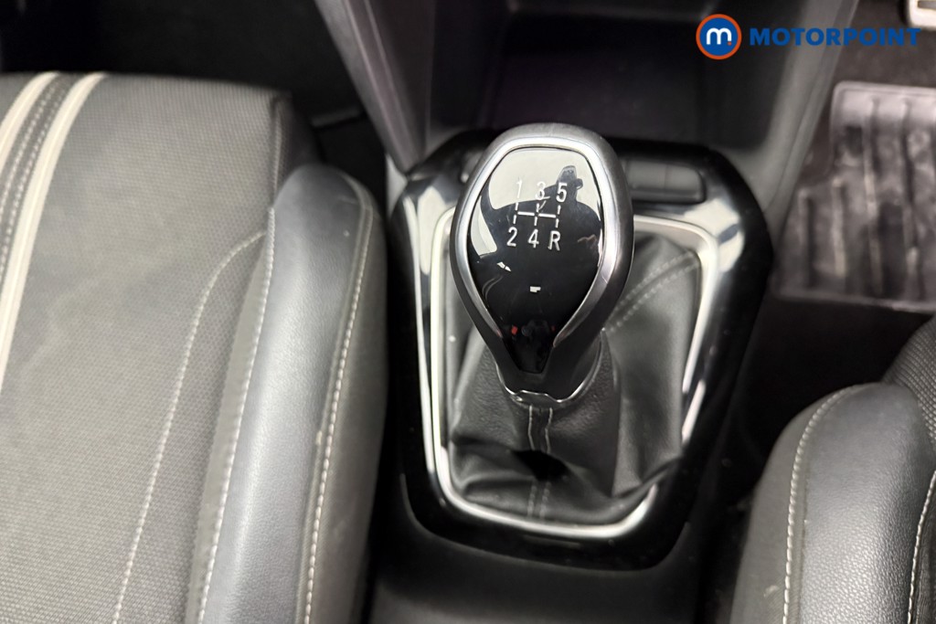 Vauxhall Corsa GS Manual Petrol Hatchback - Stock Number (1611309) - 11th supplementary image