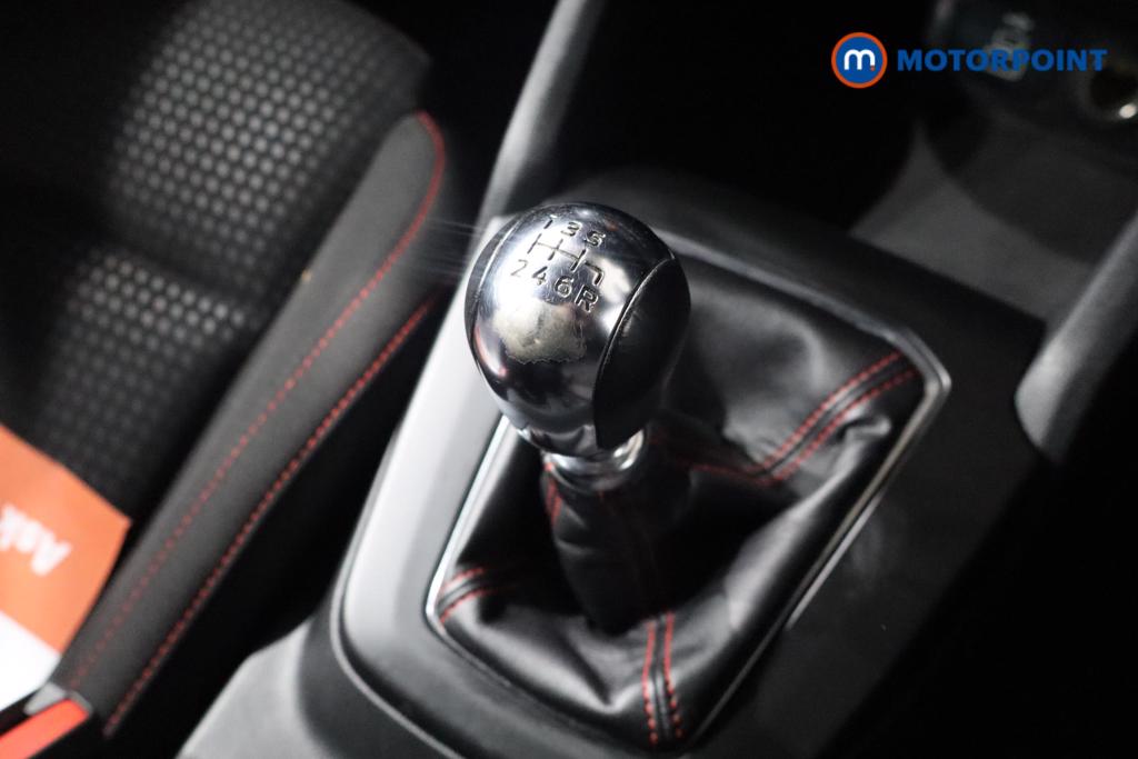 Ford Focus St-Line Manual Petrol Hatchback - Stock Number (1612700) - 5th supplementary image