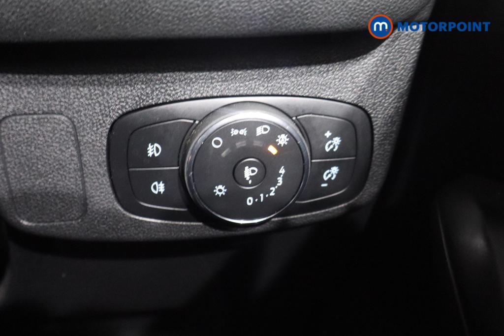 Ford Focus St-Line Manual Petrol Hatchback - Stock Number (1612700) - 9th supplementary image