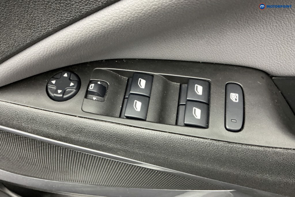 Vauxhall Crossland X Elite Nav Automatic Petrol SUV - Stock Number (1612879) - 27th supplementary image