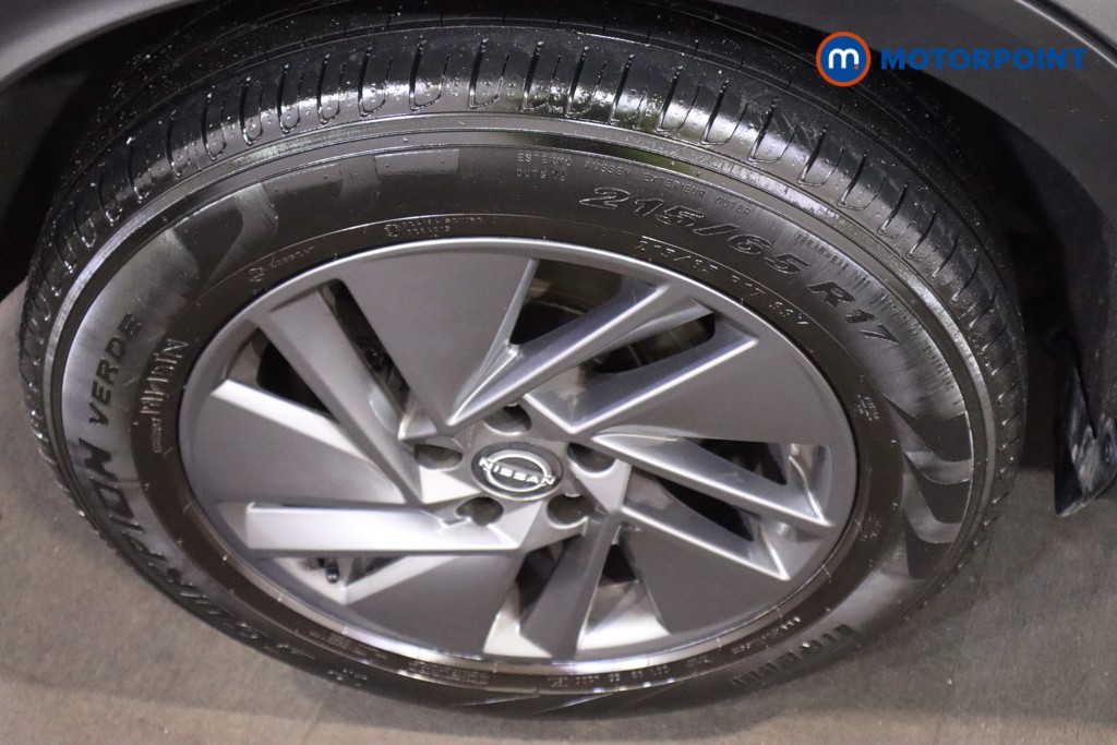 Nissan Qashqai Acenta Premium Manual Petrol SUV - Stock Number (1613056) - 12th supplementary image