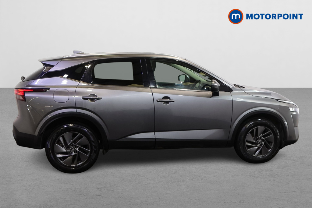 Nissan Qashqai Acenta Premium Manual Petrol SUV - Stock Number (1613056) - Drivers side